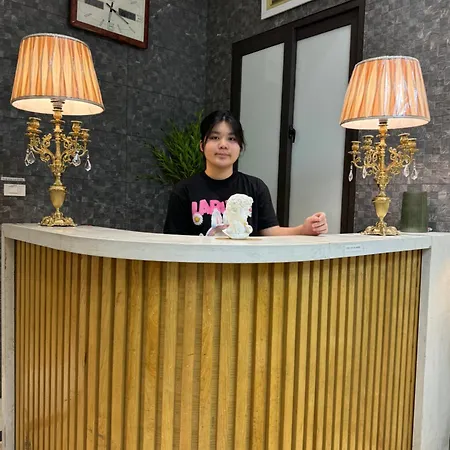 Crystal Homestay